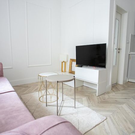 Etoile City Center Apartments Belgrád Kültér fotó